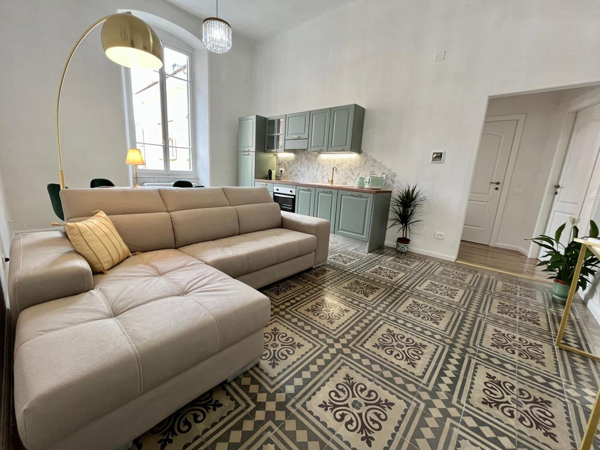 Ca Nell'umbertino - A 150 Mt Dalla Stazione Apartment La Spezia
